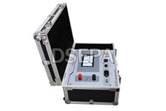 避雷器放電計數器測試儀側面