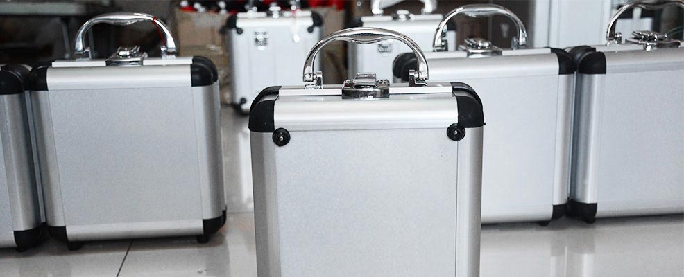 �����ךW��C��