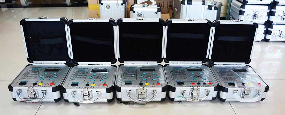 �����ךW��